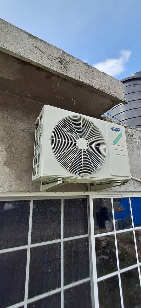 Outdoor condenser unit maintenance